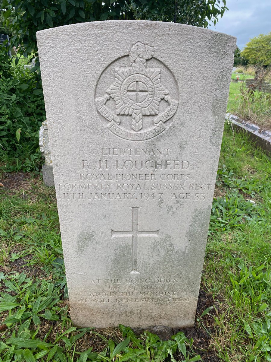 HelenSm88920251's tweet image. A spot of  @CWGC #EOHO cleaning and tidying this morning at Westbury Cemetery Wilts @HelenR864