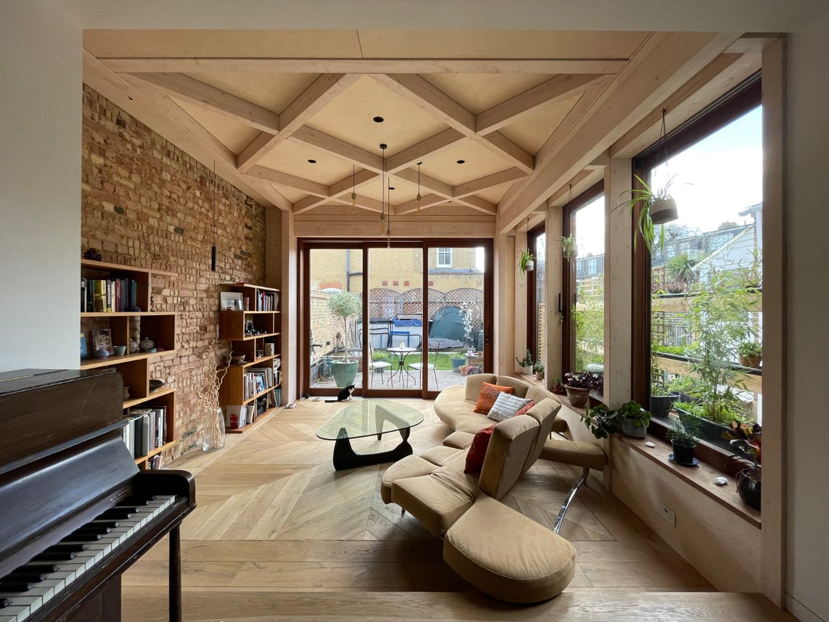 BucklandTimber's tweet photo. A lovely image today of a spruce glulam house extension for Jurgen Kuppers, design by designUnited architecture and MultiLateral Structural Design Ltd.
Obviously we're biased, but we think the #spruceglulam brings a feeling of both warmth and space to this #extensionproject . https://t.co/sb9ZXnhvZH