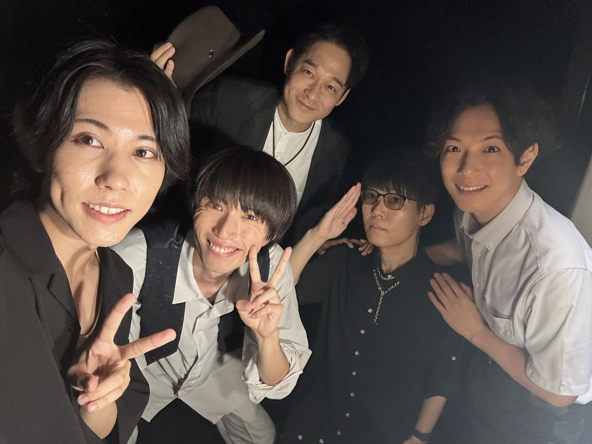 SaeKi_ry0's tweet photo. 深海のカンパネルラ、千秋楽ご乗船誠にありがとうございました！！

この旅は忘れません。

素敵な共演者の皆さまとスタッフの皆さまとご一緒出来て幸せでした。

本当にありがとうございました！

#饗宴カンパネルラ https://t.co/YjhrlmOGic