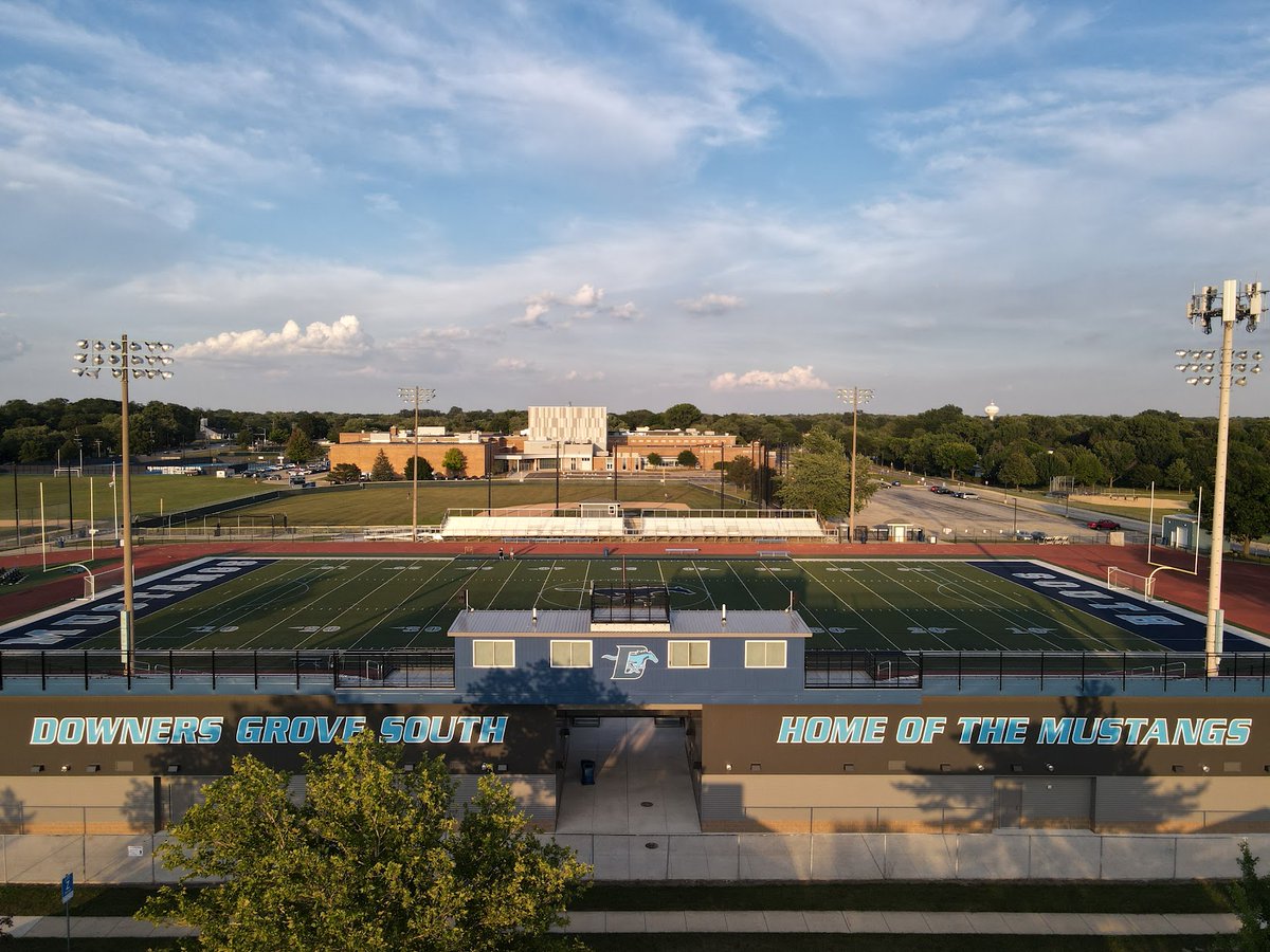 DGSSports's tweet image. Wishing all of our Mustangs a great start to the school year! #dgspride #youbelonghere