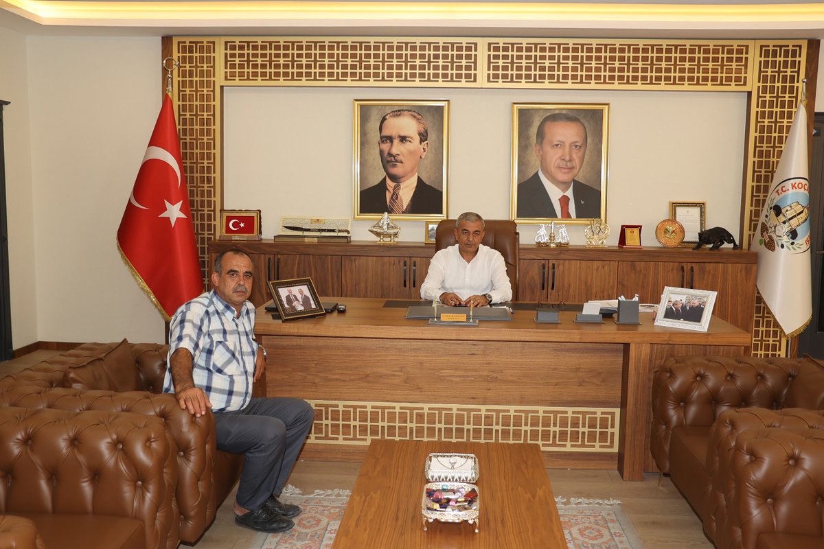 nedimkaplan09's tweet image. #Esentepe Muhtarımız Muharrem Avcı,
#Kızılkaya Muhtarımız Mehmet Ali Avcı ve
#Çallı Muhtarımız Hasan Sarıoğlu belediye hizmet binamıza ziyarette bulundular.
Muhtarlarımız ile mahallerde yapılan ve yapılacak olan çalışmalara için fikir alışverişinde bulunarak taleplerini dinledik
