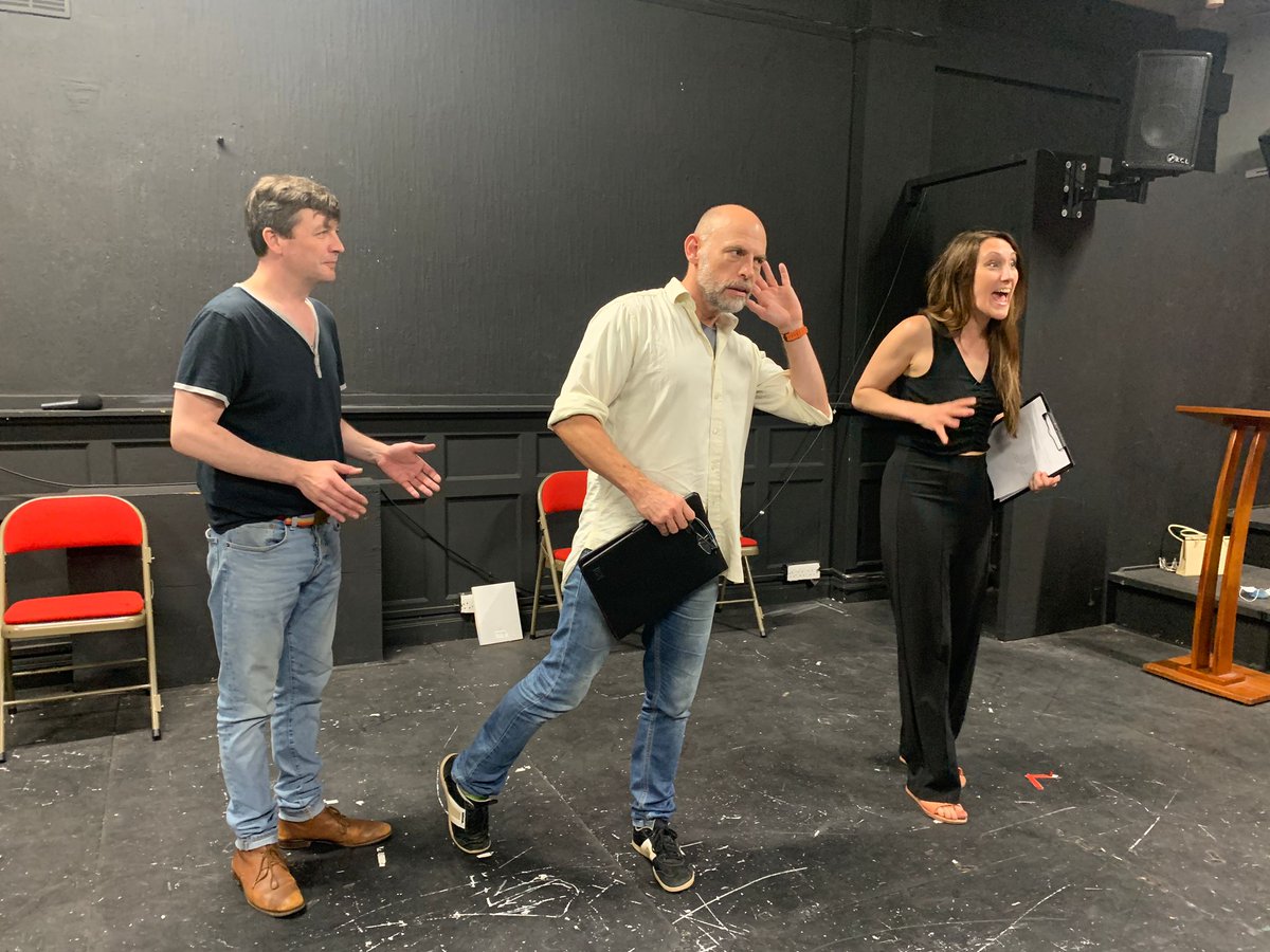 Dom_theplay's tweet image. 🌟🌟🌟🌟🌟 @GetYourCoatsOn 
🌟🌟🌟🌟🌟 The Daily Business
🌟🌟🌟🌟1/2  @One4Review
🌟🌟🌟🌟 @TheStudentPaper 
Don't miss show listed by @thetimes as one of the Top 10 this @edfringe. 
@AssemblyFest for 1 more week. tickets.edfringe.com/whats-on/dom-t…
#FillYerBoots #Wheresboris #EdFringe