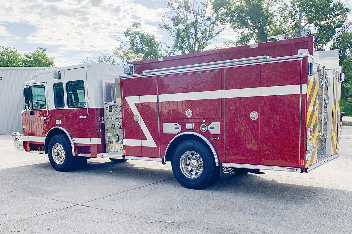 SunbeltFire's tweet photo. This engine would go really well with that turnout gear you're wearing. 

Plus, it's in stock and ready for immediate delivery! It features a Cummins L9 450 HP engine, an Allison EVS 3000 transmission, and a QMAX 1500 gpm pump. Click the link for more info.https://t.co/AAMTLmkx3I https://t.co/snLk2zUbUH