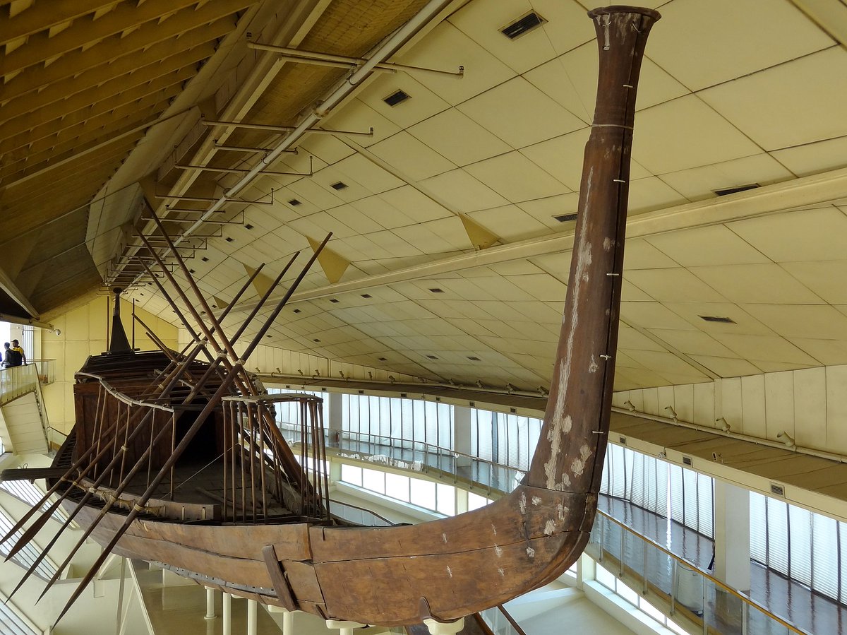 TBBOB2's tweet image. ⛵️The Pharaoh’s Ship: Khufu's Hidden Gem⛵️
Discovering the Ancient World’s Most Advanced Ship
#egypt #pharao #history

The Pyramid's Secret
The Great Pyramid of Giza, built for Pharaoh Khufu around 2580 BCE, has always captured imaginations with its grandeur and precision. But in