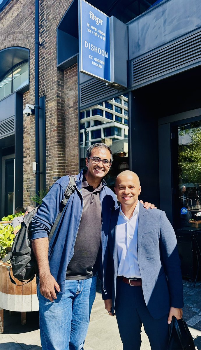 The superstars I find in London!!🇬🇧 Thank you @drjbajwa for the powerful insights, for testing our tech (@lapsihealth) and for the world class lunch 🥘🇮🇳 See you next time! 👋🏽 (Check this out @sahirali | @CraigLipset | @DianaStijn | @AmitGoldman_ | @Gil_Bashe) Next stop for…