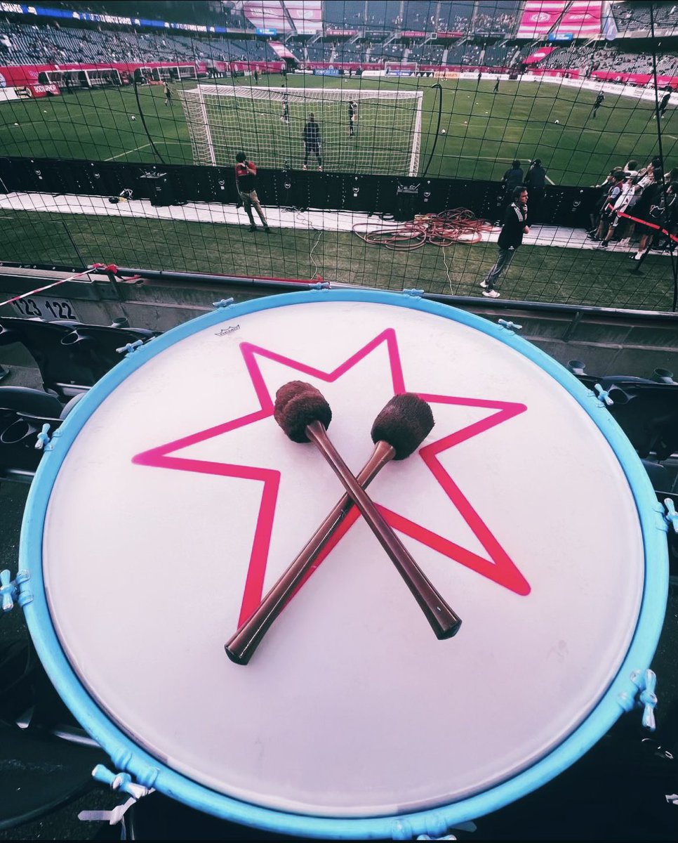 Sector_Latino12's tweet photo. Ready for the next game! #cf97 #VamosFire #SL12 https://t.co/HOBkQWastk