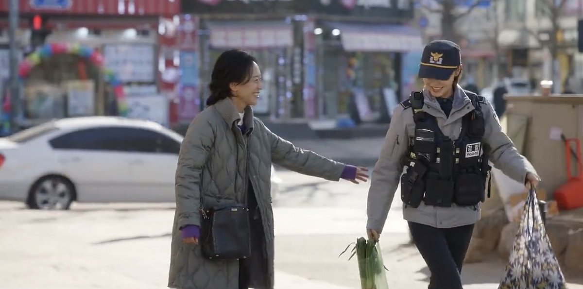 syoungshine's tweet photo. jinhee is so lovable it’s impossible to hate on her actually 🤷🏻‍♀️

#NotOthersEP9 #NotOthers #남남 https://t.co/KPZwRfq1V9