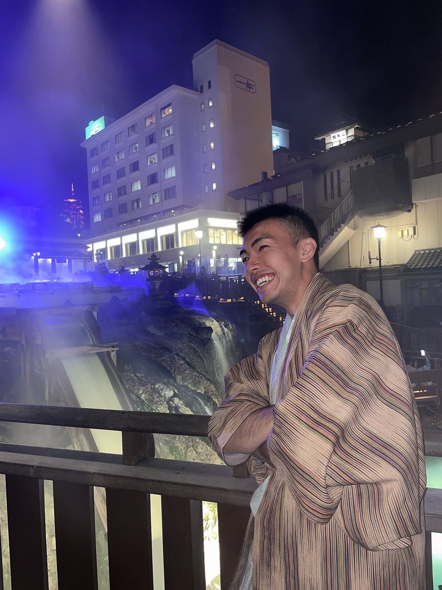 Gai3313's tweet photo. 家族で草津温泉にきてまーーす♨️ https://t.co/XUKaJ1XSQk