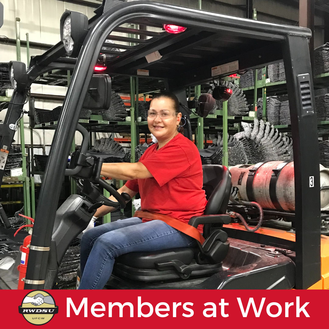 RWDSU's tweet photo. Workers at Autoneum in Oregon, Ohio are proud members of @RWDSU Local 379! #MembersAtWork https://t.co/K1PWdEDelg
