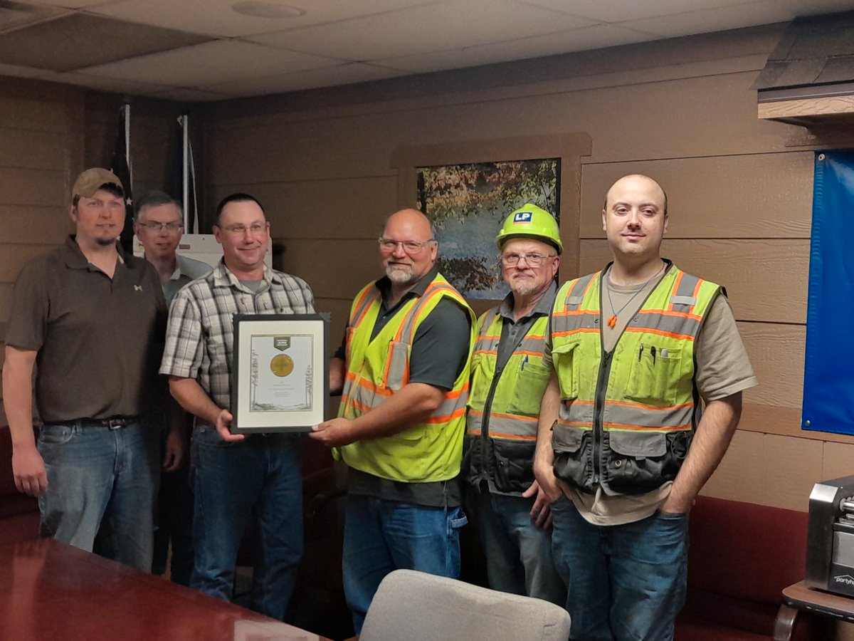 APA – The Engineered Wood Association tweet media