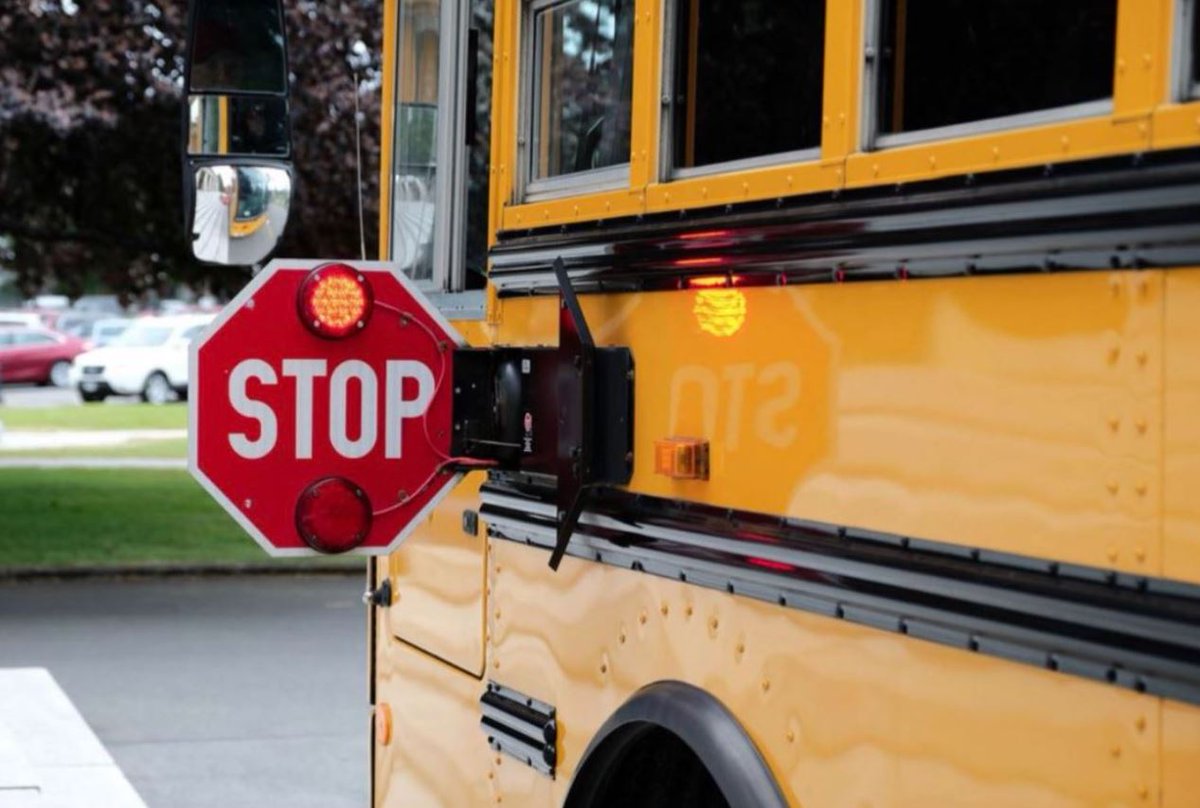 TakomaParkPD's tweet photo. Montgomery County Schools are back in session next week, Aug 28. You MUST stop for school buses when the red lights are flashing! The fine in MD is $570 and 3 points on your license! #stoponred #watchforchildren #safety https://t.co/YvXUajbfpm