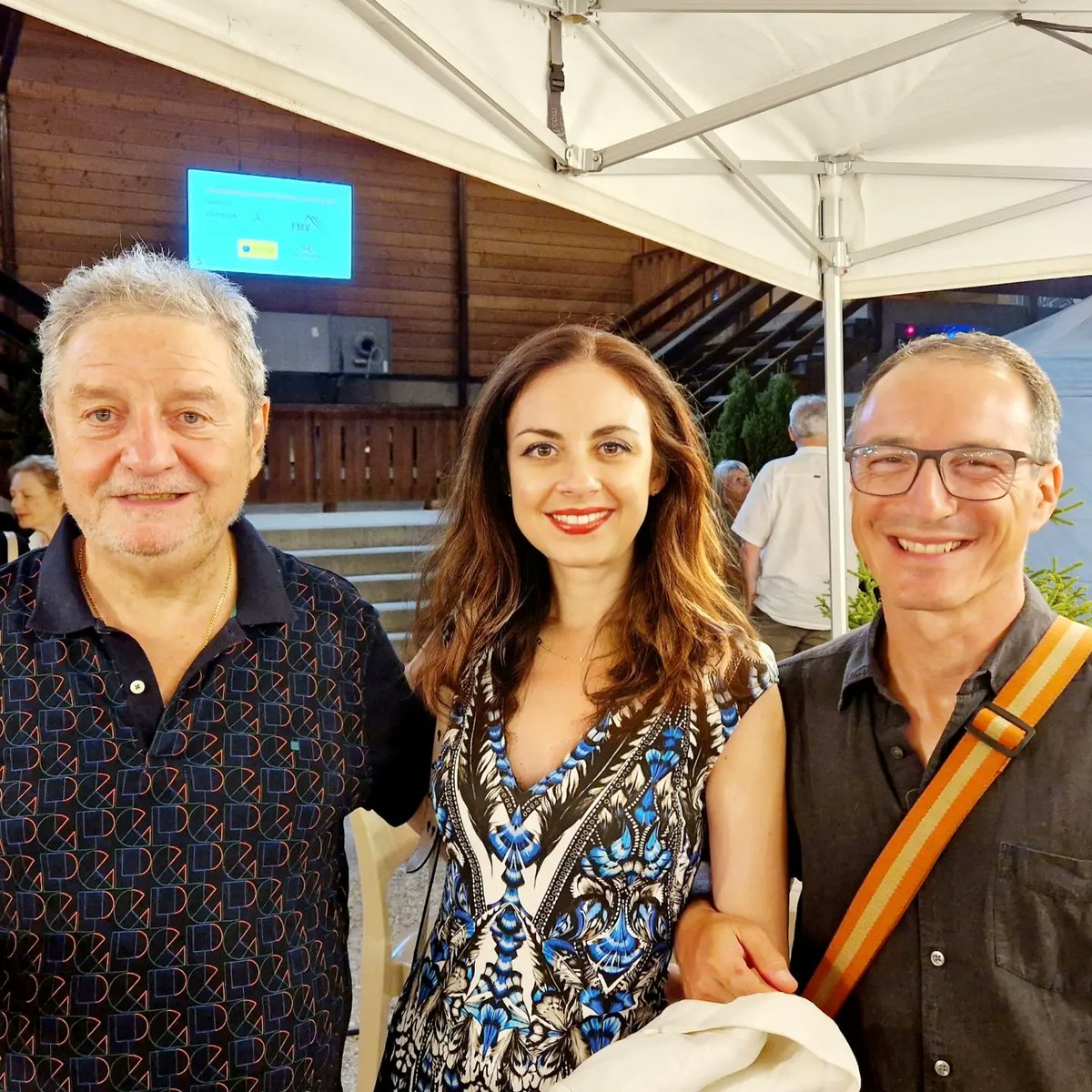stefpassamonte's tweet photo. #LPMAM Reunion Part 2: with dear M^Pavel Vernikov and #LPMAMHeadofConducting Damian Iorio at the #SionFestival! Looking forward to out next project together! #LPMAMPresident  #SionFestival #talentsofthefuture #musiceducation #internationalcollaboration #musicwithnoborders https://t.co/pAa05YUd7y