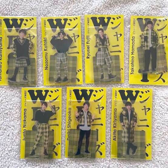 BillRyan_1968's tweet photo. 🎤ジャニーズプレゼント企画🎤

🎁賞品
　抽選で以下の商品をプレゼント📣

　アクリルスタンド
・SnowMan
・ SixTONES
・ジャニーズwest
・なにわ男子

　お好きな物をリプで教えてください！

🗓応募締切
2023年9月10日(日)

💌応募方法
@BillRyan_1968フォロー
リツイート

#ジャニーズ
#アクスタ https://t.co/Eb3dBU9Pbh