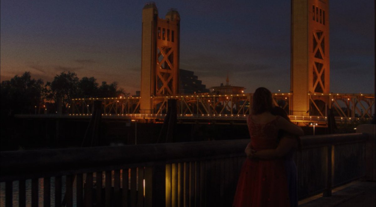 FilmUpdates's tweet photo. Greta Gerwig’s ‘LADY BIRD’ will be re-released in theaters on August 27 to celebrate National Cinema Day. https://t.co/QdqP1weRyx