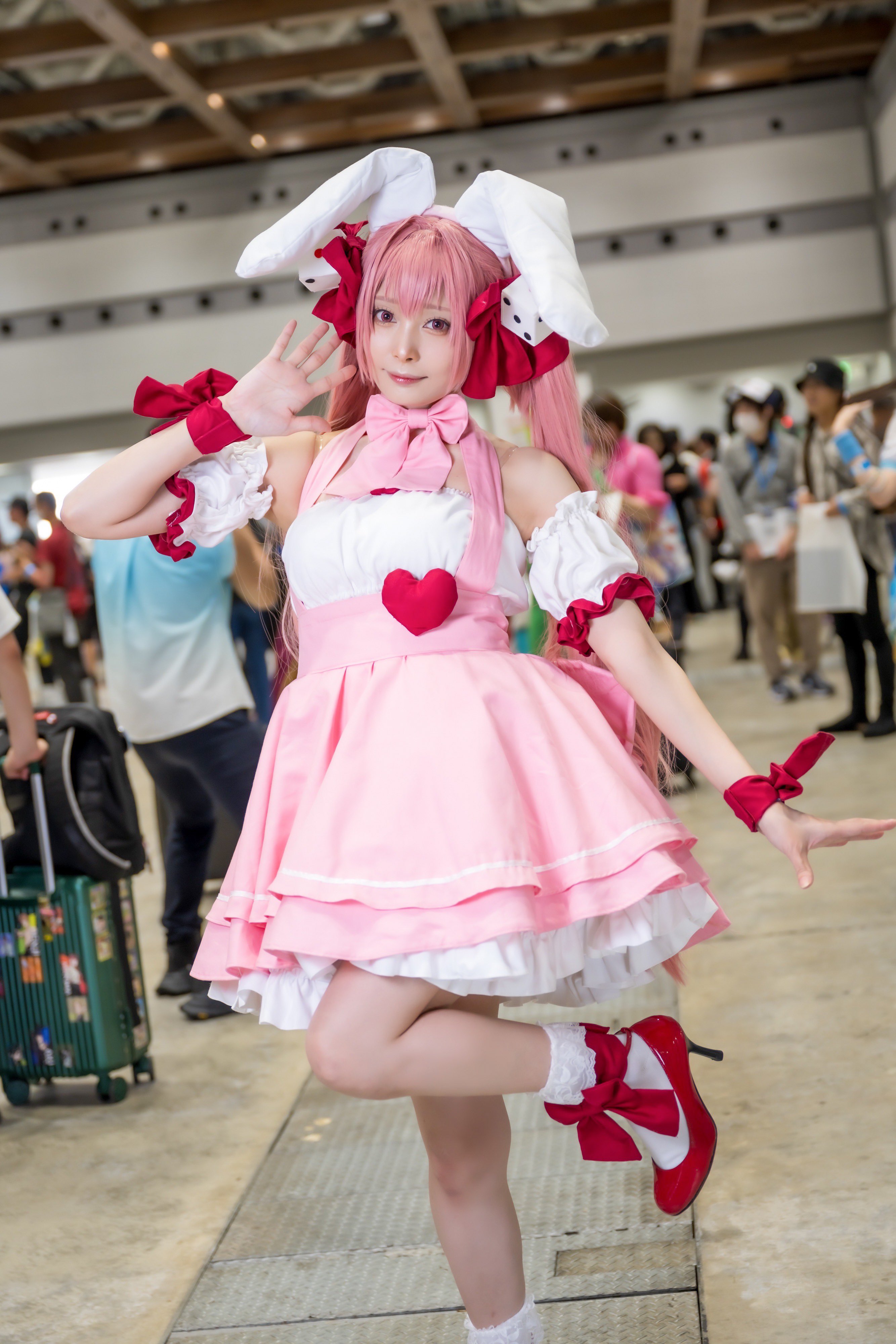 デジキャラット うさだヒカル コスプレ衣装 コスプレ】令和の『デ・ジ・キャラット』でじこ＆うさだが