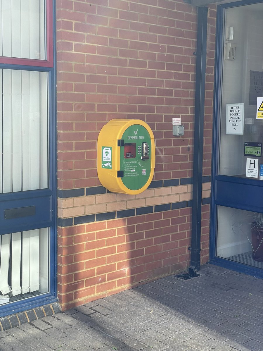Staines Salvation Army Church and Community Centre tweet media