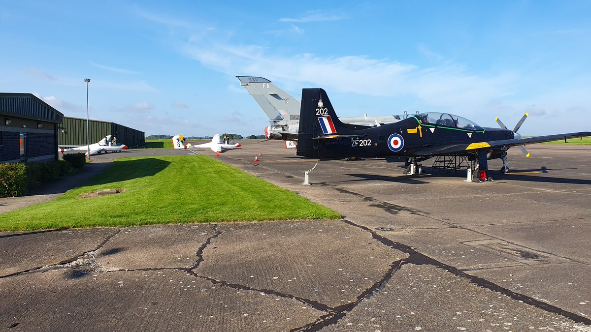 First day of the 2023 @2ftsCamp, at RAF Syerston, today. Hopefully, the weather will allow lots of gliding this week. Fingers crossed for a Chinook too! As well as getting our @aircadets safely airborne, there will be plenty of superb air, space and cyber activities going on.