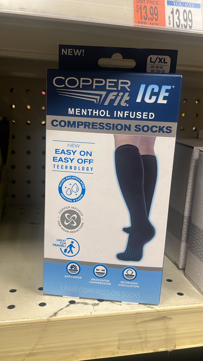 kyle_tweeting's tweet photo. @areyougarbage @HFoleyComedy menthol compression socks #areyougarbage #nothinonthat https://t.co/QJ3RR2SCKC