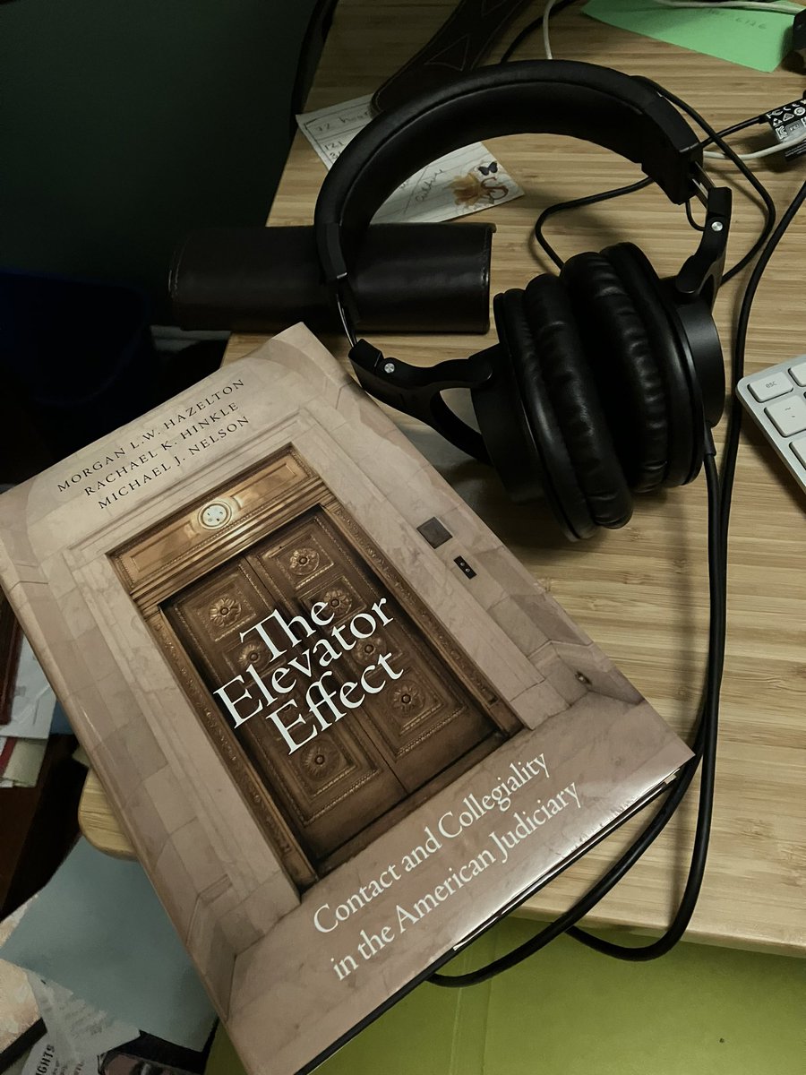 Your Monday @NewBooksPoliSci podcast! @HazeltonPhDJD, Rachel Hinkle, and Michael Nelson’s #TheElevatorEffect (@OUPPolitics) argues that judges are less ideological depending on how they interact. #SCOTUS #Democracy #legaltwitter 
🎙️🔥👇🏽
newbooksnetwork.com/the-elevator-e…