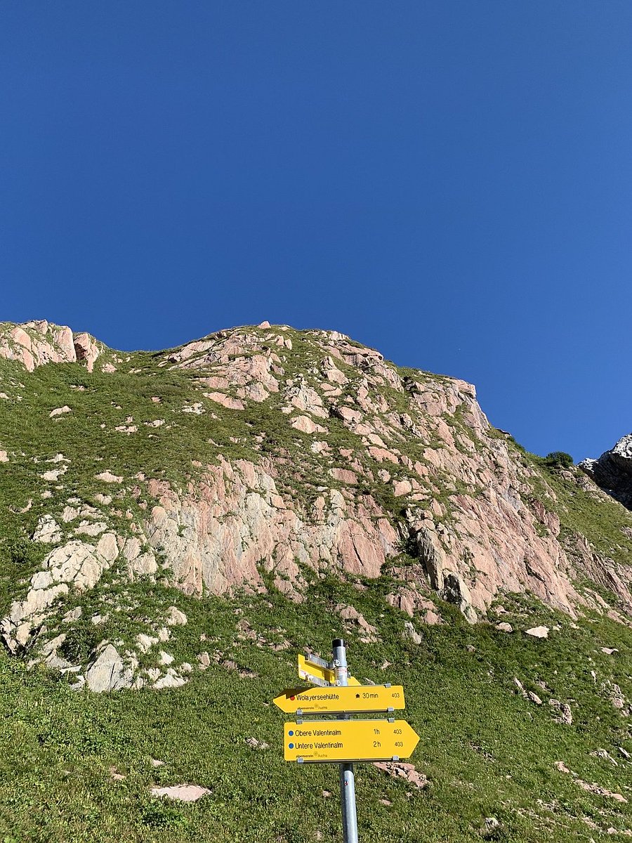 Move0n9500's tweet photo. Bei Valentintörl 🏔 mit #summitlynx https://t.co/S0VSV5boN1 https://t.co/QzxjmB7svT