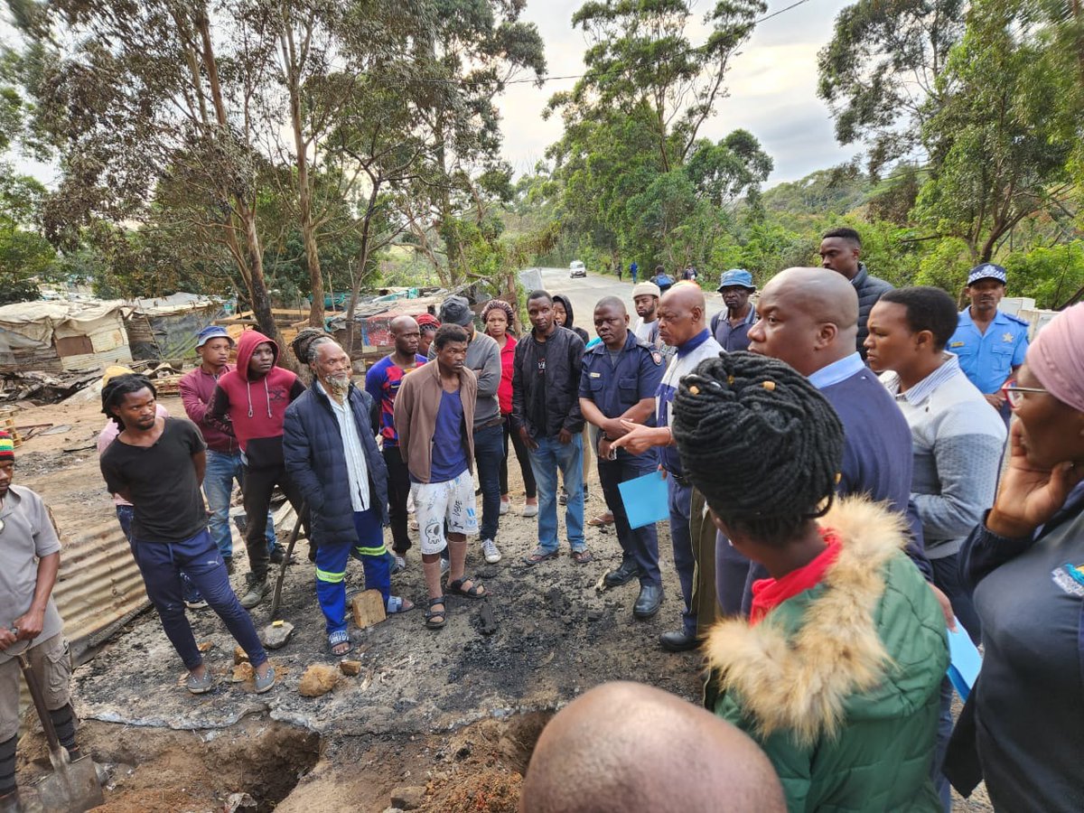 KZNDoHS's tweet photo. A caring, humane and responsive people-centered Government expeditiously responding to the second fire incident within a month at Masinenge Informal Settlement outside Margate in Ray Nkonyeni Local Municipality in Ugu District Municipality https://t.co/w0quj7ooeZ