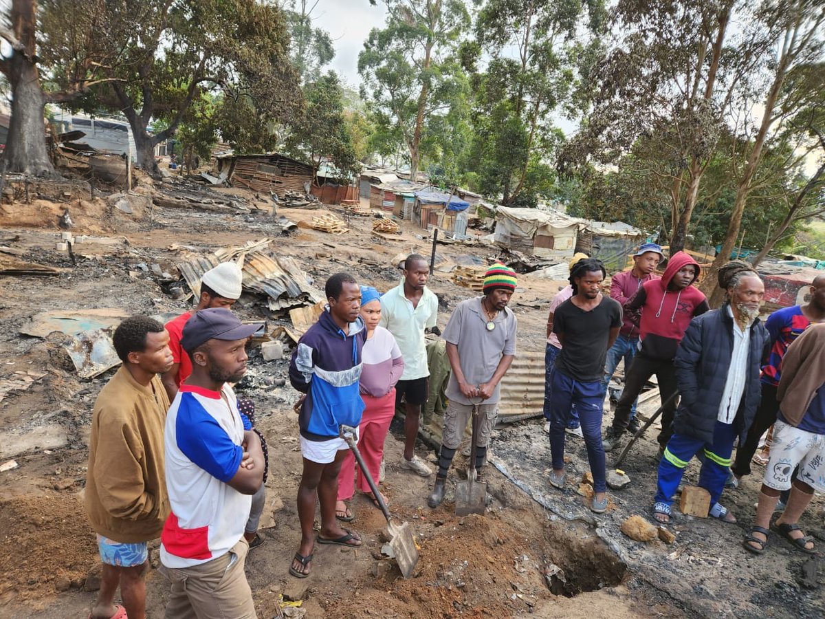 KZNDoHS's tweet photo. A caring, humane and responsive people-centered Government expeditiously responding to the second fire incident within a month at Masinenge Informal Settlement outside Margate in Ray Nkonyeni Local Municipality in Ugu District Municipality https://t.co/w0quj7ooeZ
