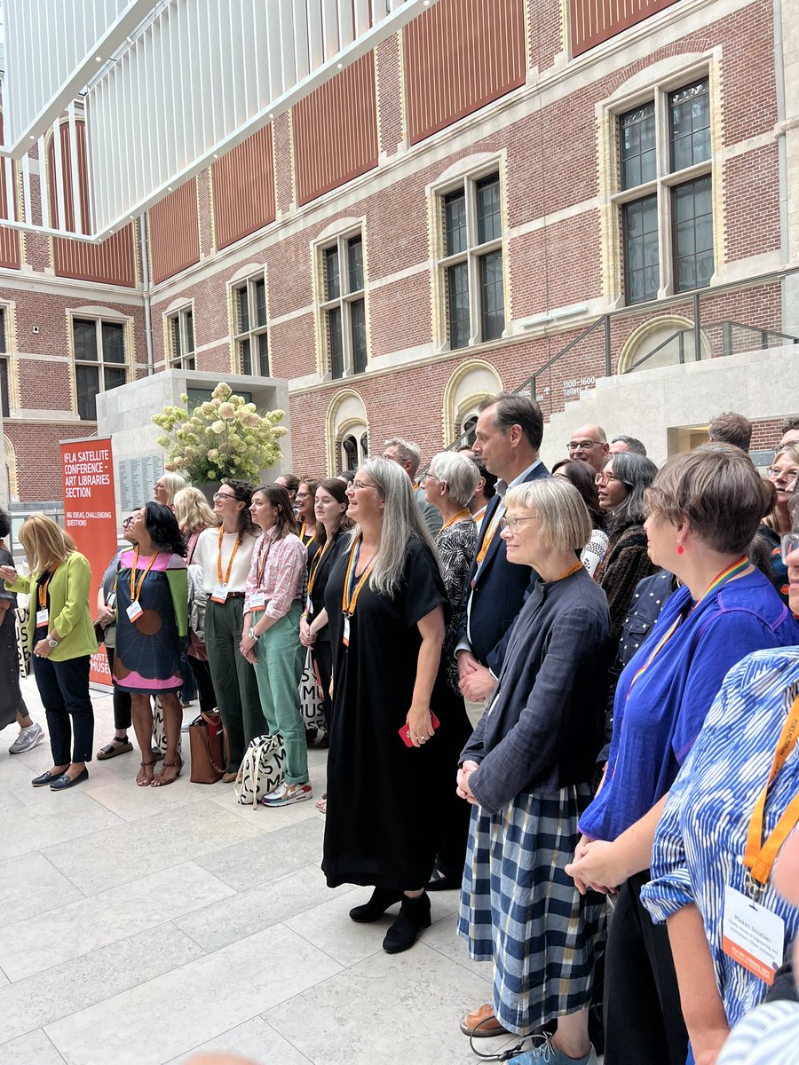 IflaArt's tweet photo. Last day of the open session #iflaart #artlibrary #ifla https://t.co/S1AbrDldiR