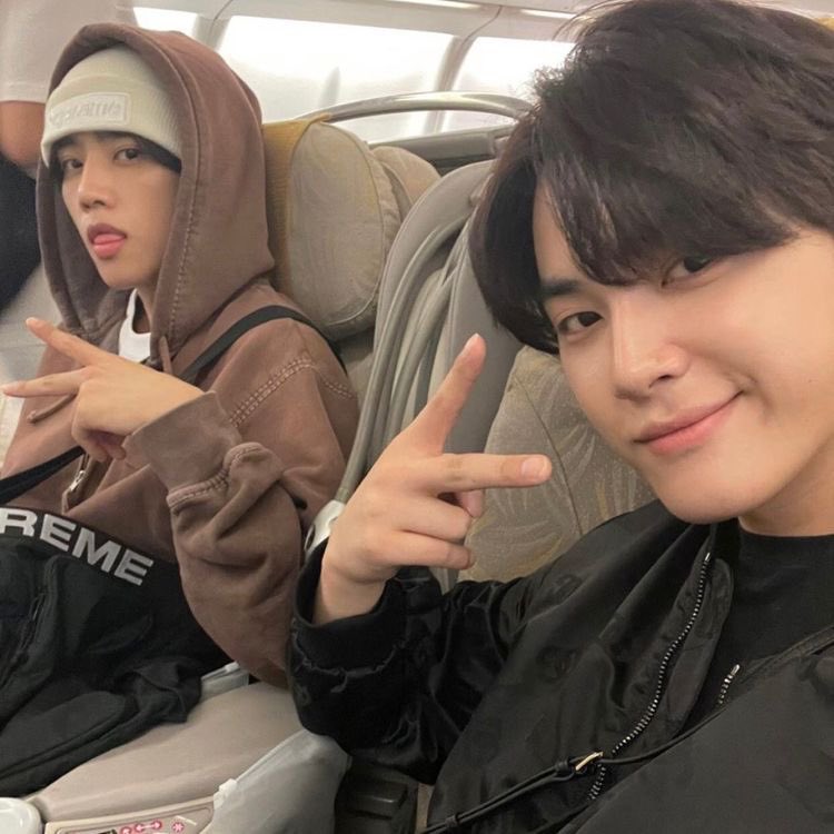 hourly sunhak tweet media