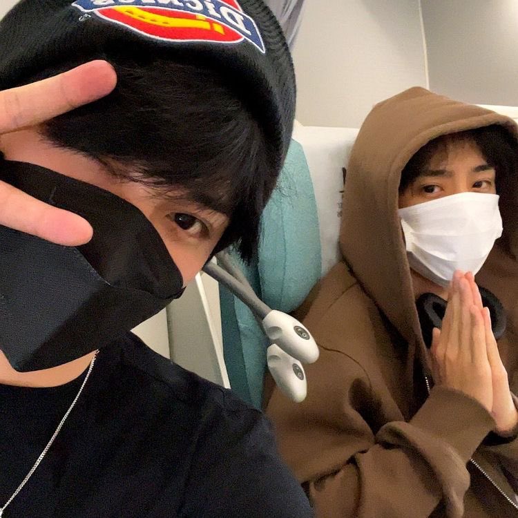 hourly sunhak tweet media