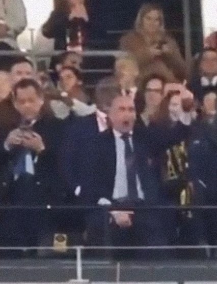 jma995's tweet image. Aquí, esperando a que la cultura de la cancelación en la que supuestamente vivimos haga su trabajo con el personaje siniestro de Rubiales