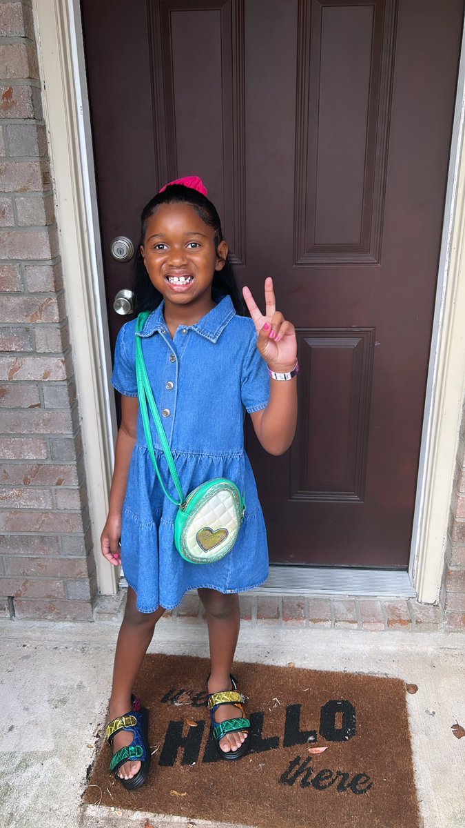 JaRaeJunice_'s tweet image. &amp;amp; my daughter ? Thank God for my daughter 🫶🏾 #SecondGrader