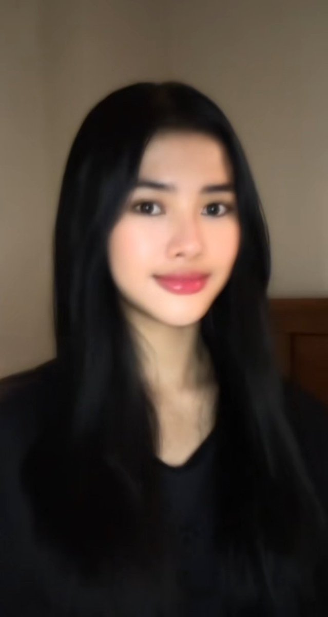 hindi si liza soberano 'to, maxine trinidad namin 'tooo! aaaa ang ganda ganda so much 🥹 i miss you so much prettyyy!! :(( 💖 ik that you're doing so well, sobrang proud ako sayooo. ipagpatuloy mo lang bb! aja!  @maxinetrinidad_