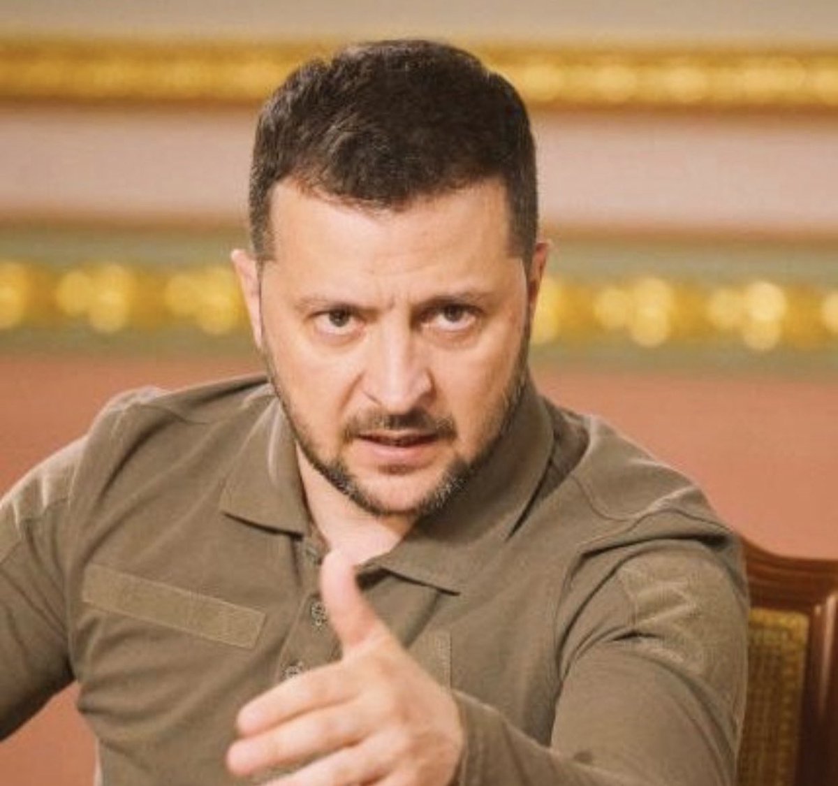 NewsNow4KSA's tweet photo. 🎖️ زيلينسكي: 

"أنا واثق من أن روسيا ستخسر هذه الحرب" https://t.co/LIe7DUEomF