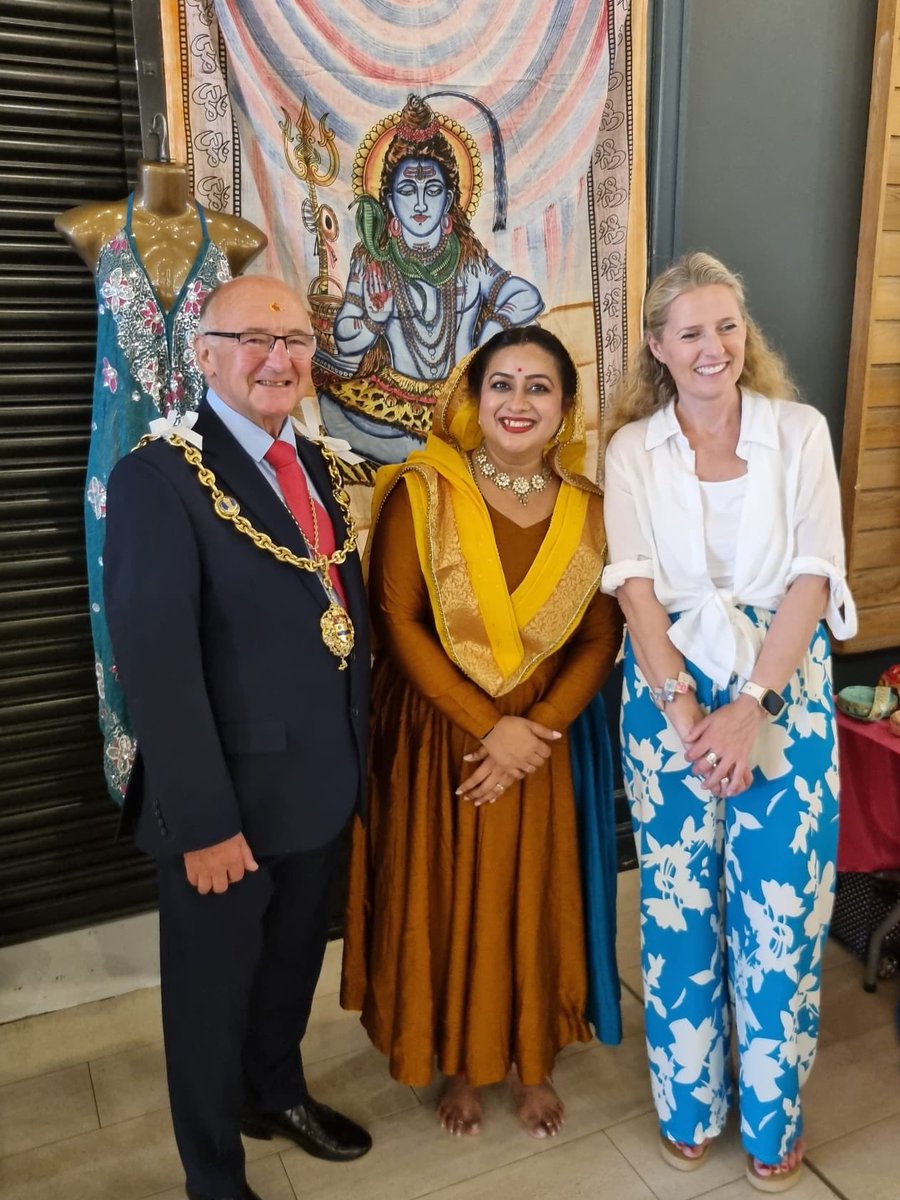 Mayor of Maidstone (@maidstonemayor) on Twitter photo Thank you to <a href="/LockmeadowEnt/">Lockmeadow</a> for hosting another wonderful event: Summer Indian Street Fest. The Mayor hosted the Madras Street Food Curry Challenge - congratulations to the winner: Noel Dsouza. Thank you to <a href="/LockmeadowEnt/">Lockmeadow</a> for hosting another wonderful event: Summer Indian Street Fest. The Mayor hosted the Madras Street Food Curry Challenge - congratulations to the winner: Noel Dsouza.