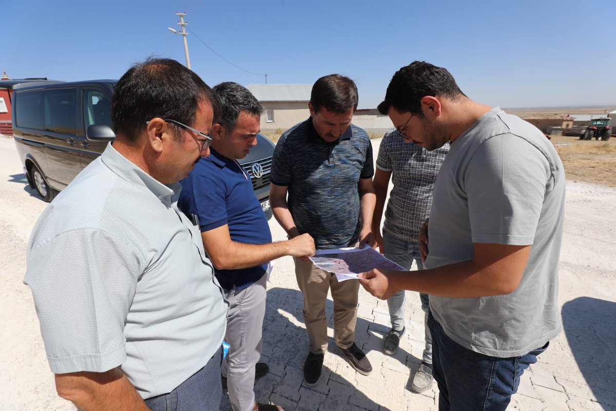 hkilca's tweet photo. 📍Beşağıl Mahallemizdeyiz.

Coka yaylasında devam eden parke yol çalışmalarımızı yerinde inceledik. https://t.co/VZo1kXzgtU