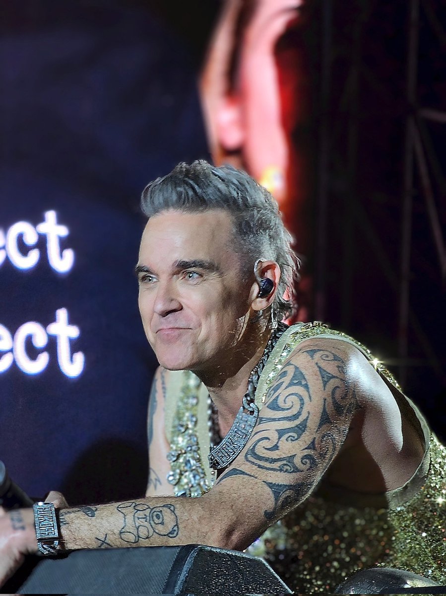 Andrei_V_Tatar's tweet photo. "This right here is the happiest I've ever been."

@robbiewilliams -  București, 19.08.2023

Thank you, Robbie Williams!

#speechless #robbiewilliams

(photocredits: me) https://t.co/SDUy8h8Wut
