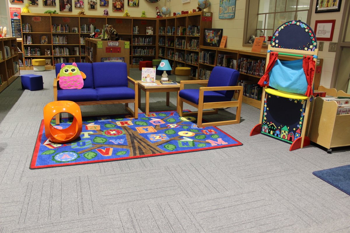 Flo1Schools's tweet photo. Check out these #Owlstanding renovations at Lucy T. Davis! There is fresh paint in the hallways, new carpet in the office and media center, and a brand-new digital sign out front. #F1SBuilds https://t.co/2VAK0wJkdI
