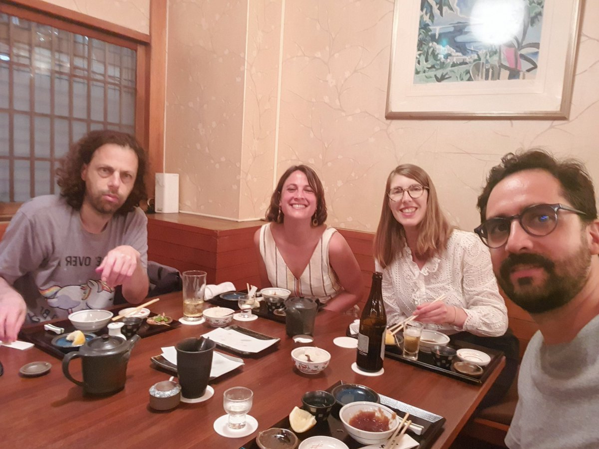 AgneseBarbensi's tweet photo. Great start of ICIAM23, catching up with @haharrington @marianobegue and meeting new people @masonporter having the best tempura dinner! https://t.co/qWtG9o68bF