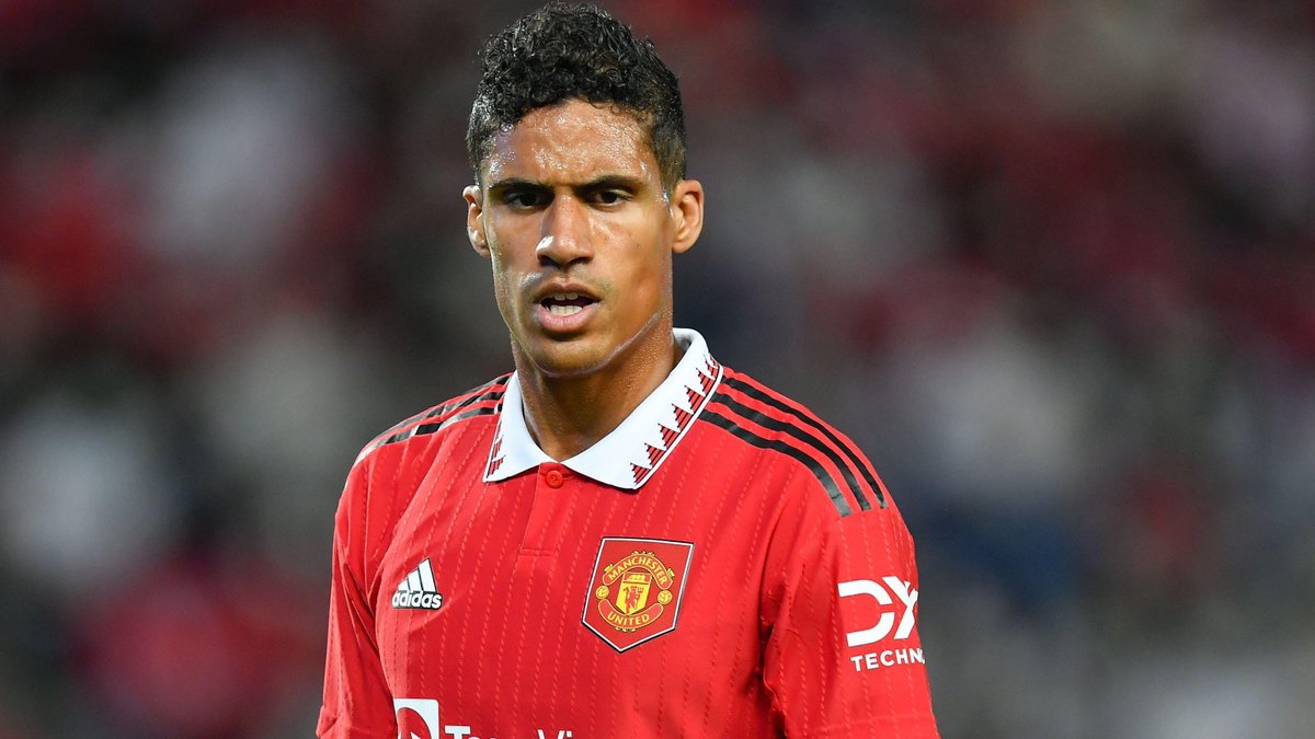 MUFC_CurlyWurly's tweet photo. 🚨 Al-Ittihad are in preliminary talks with #mufc about the signing of Raphael Varane, who has given positive indications about playing in the Saudi Pro League. [@nawaf__oga] https://t.co/7jQgCbW7nz