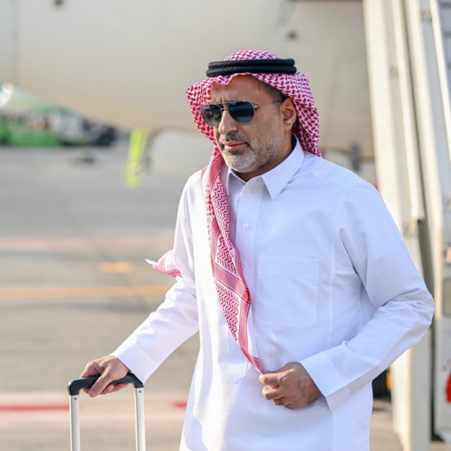turki_falaj's tweet photo. مطلب معظم الأعضاء الذهبيين والجماهير الشبابية واحد:

"استقالتك من النادي عيد بالنسبة لنا".. https://t.co/TiGeOjwWeB