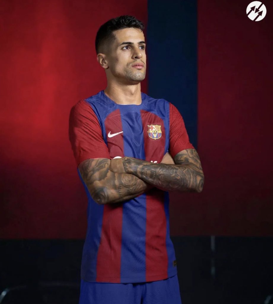 Allosh_FCB's tweet image. 🚨🚨🚨🚨🤯🤯💣🔥🔥

💣 يريد نادي برشلونة الإعلان عن توقيع جواو كانسيلو قبل نهاية الأسبوع حتى يتمكن من اللعب ضد أوساسونا. @sport