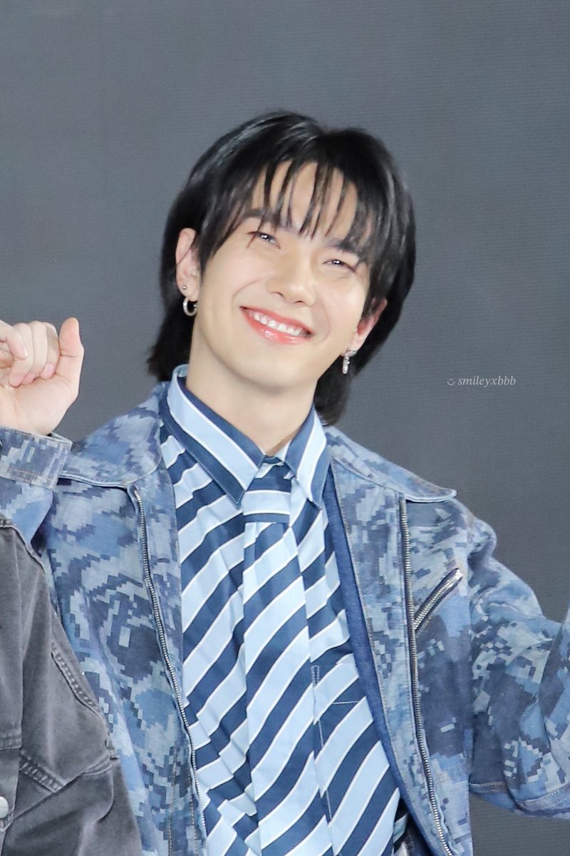 Ampair_A's tweet photo. I vote #BuildJakapan for 2023 The Most Popular Y-Series Actors (Close: Aug.28 20:00 BKK) #STARLIGHTAWARDS #STARLIGHT2023XBuildJakapan https://t.co/sbF8sGcT8D https://t.co/WDUdEgBT32