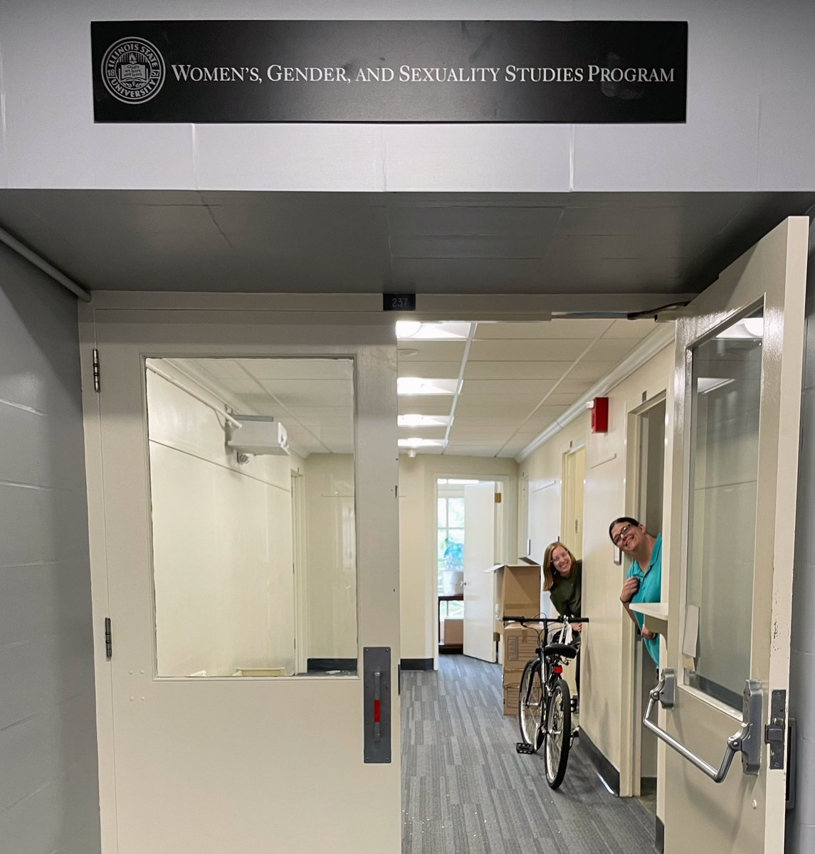 Welcome back, Redbirds! The WGSS office in Rachel Cooper 237 has officially been re-opened. Feel free to stop by for some coffee, snacks, or just a place to chill, and don’t hesitate to ask us questions you need answered! But pardon the mess—we’re still getting settled📦