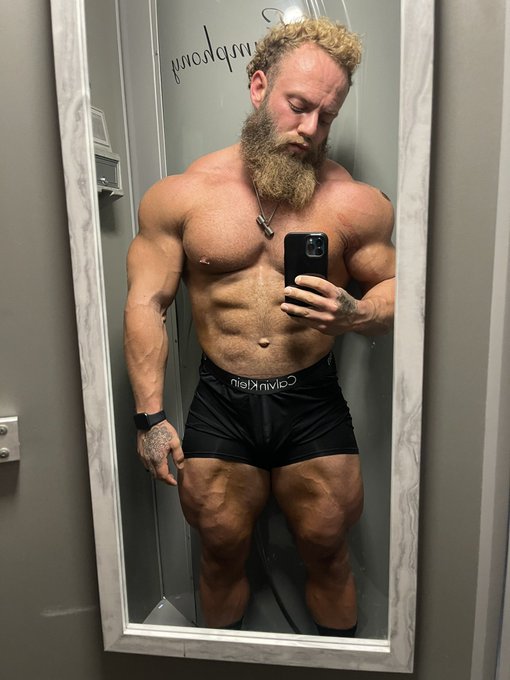 PUSH from today fully pumped https://t.co/JOwgqbFkkx https://t.co/4M3idWa0TX
