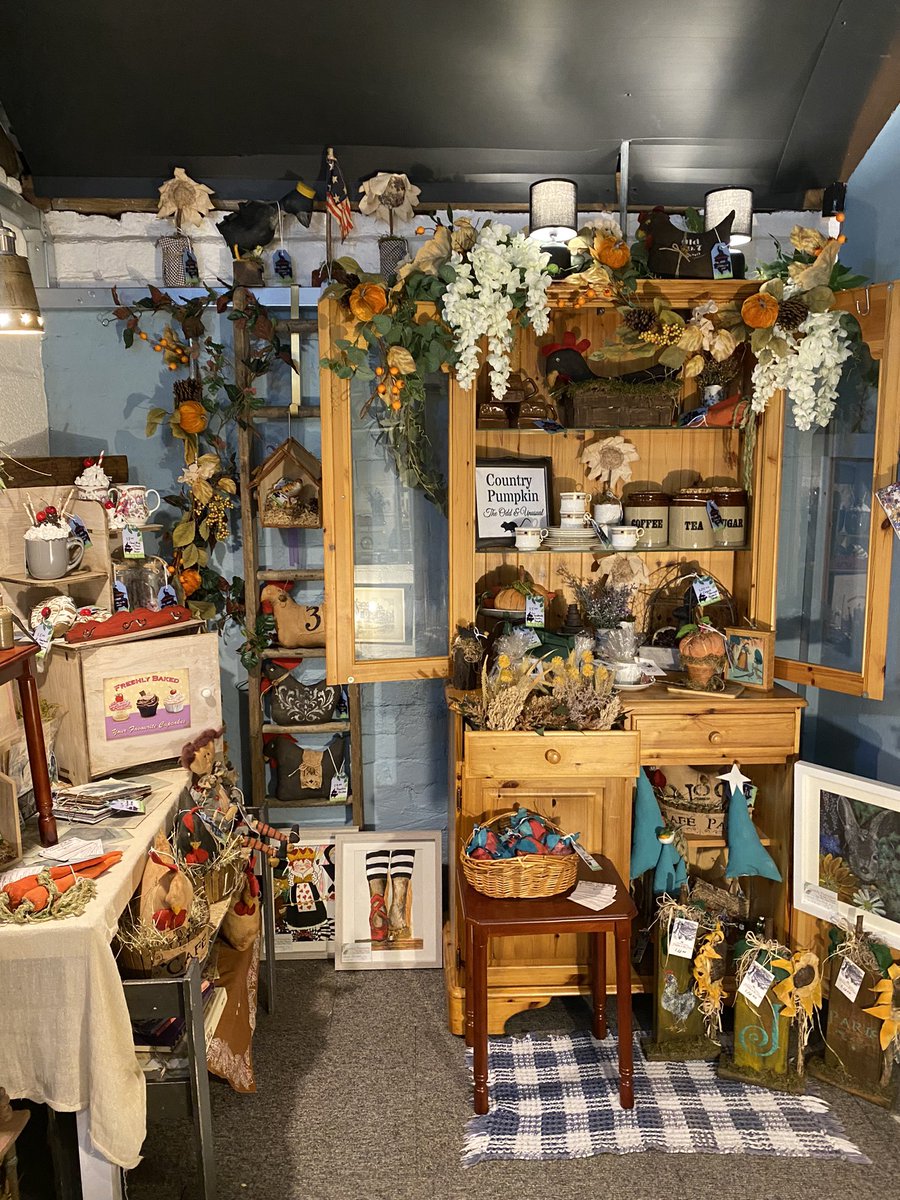 We’ve topped up our shop display at Caldicott’s in Stourport! caldicotts.shop
#countrypumpkin #summer #autumn #pumpkins #countrycrafts #handmade