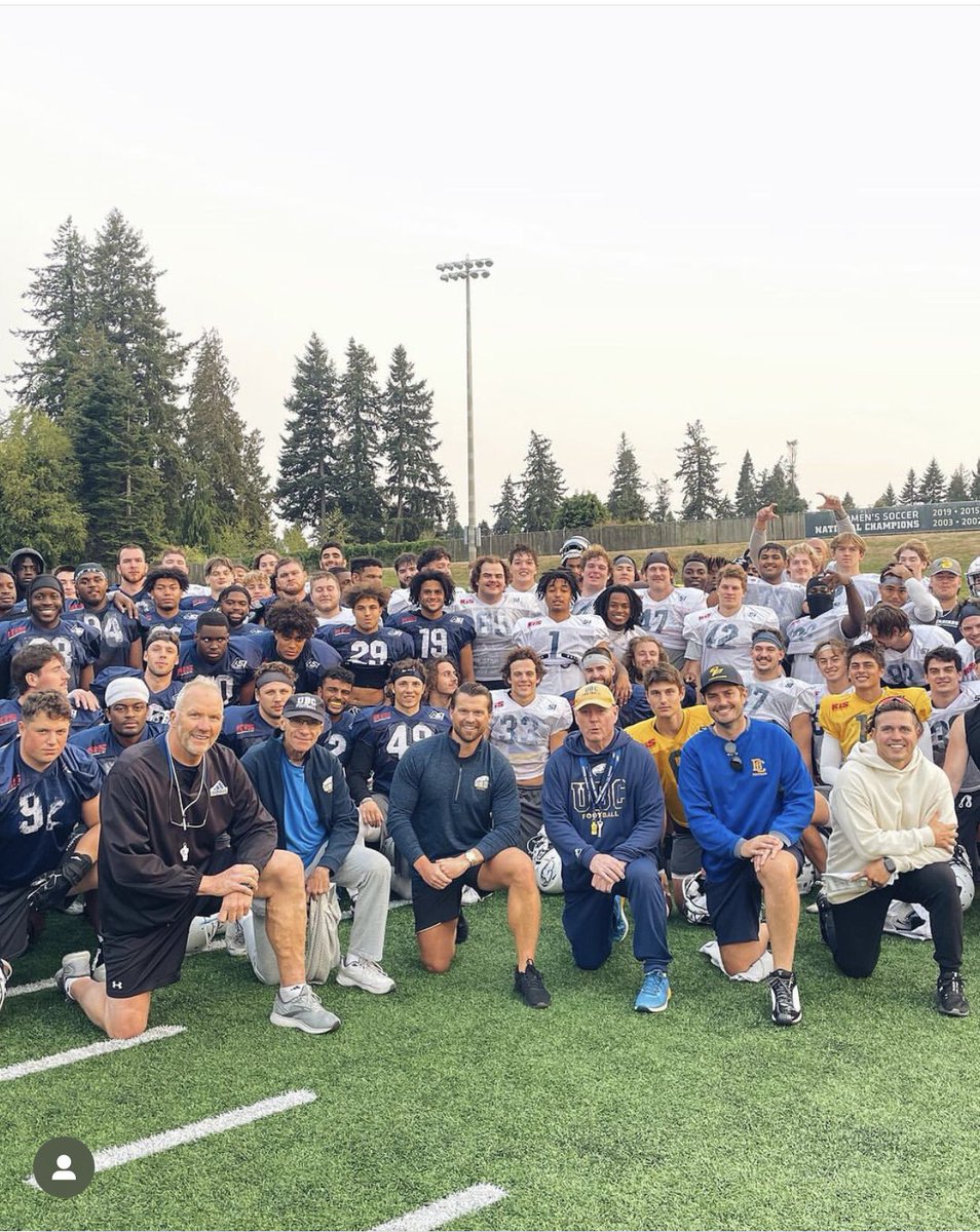 #ActiveAlumni .. thank you #5! Outstanding to see former @ubcfbl / @cfl ass-kicker Konrad Wasiela back on the field yesterday .. CEO of @esegg_official is a true believer in #Thunderbirdforlife ..