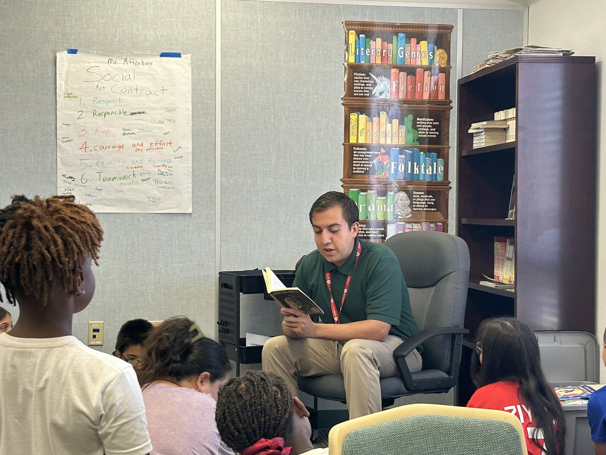 💚💚💚that our new 4th grade teacher Mr.Atterbury has students come to the carpet for Tiger Rising.🐅🐯 Students are never to old to come to the carpet for interactive read aloud! 📚 <a href="/jonesrisd/">Jones Elementary</a> <a href="/RockElemC_I/">Rockwall ISD Elementary Schools</a> <a href="/MrsECastro1/">Esther Castro, M. Ed.</a>