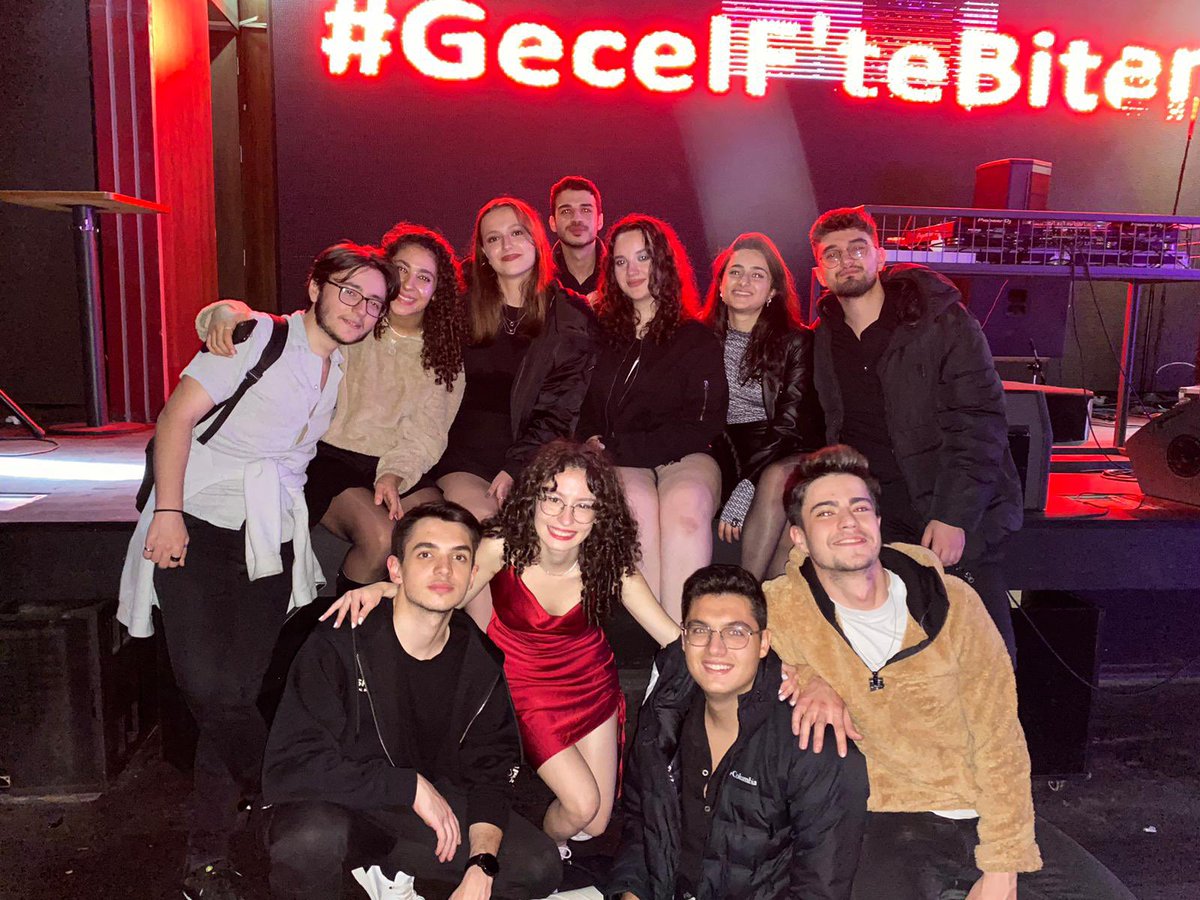 EsoguEmot's tweet photo. EMÖT’te uni life 🤩🥳💛 https://t.co/tB8eGMoyqv