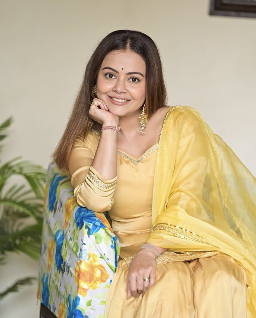 veerakunaparedy's tweet photo. Happy Birthday Fav Human Being❤️🫶🏼 @Devoleena_23 
Words can’t Describe how much u mean to me 🥹
thank u for being an great inspiration you will always have my back no matter what 💕
May God Bless youuu With all the happiness things in the world 🎂😻💜
I LUV U SO MUCH 😘 https://t.co/e1WRV54e8v