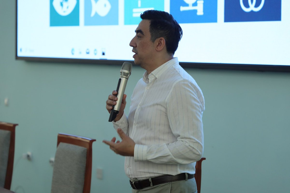 AnvarMeliboev's tweet photo. Excited to kick off our first #SDGTalks in 🇺🇿at the Uzbek State World Languages University ahead of SDG Summit. 

Lots of great ideas and practical solutions to local and global development challenges by students, criticism and readiness to contribute to a better world. https://t.co/aoB6HTDraC